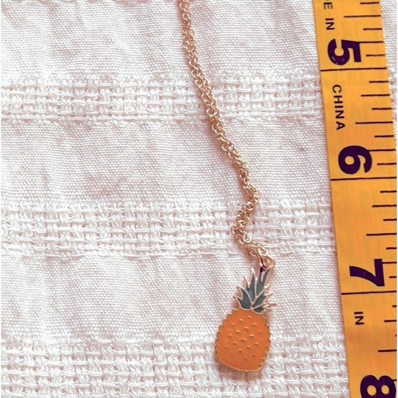 Pineapple Necklace Gold Yellow + Green - Picture 6 of 6